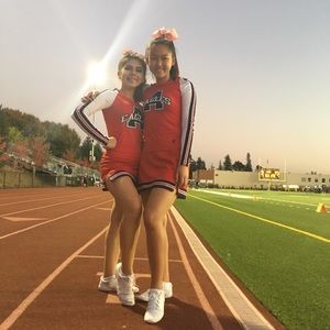 Meet your Posher, Joan